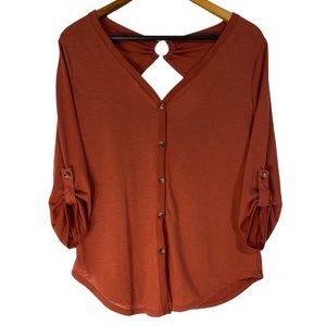 No Boundaries Button Down Roll-Tab Sleeve Blouse Womens Small (3-5) Back Cut-Out